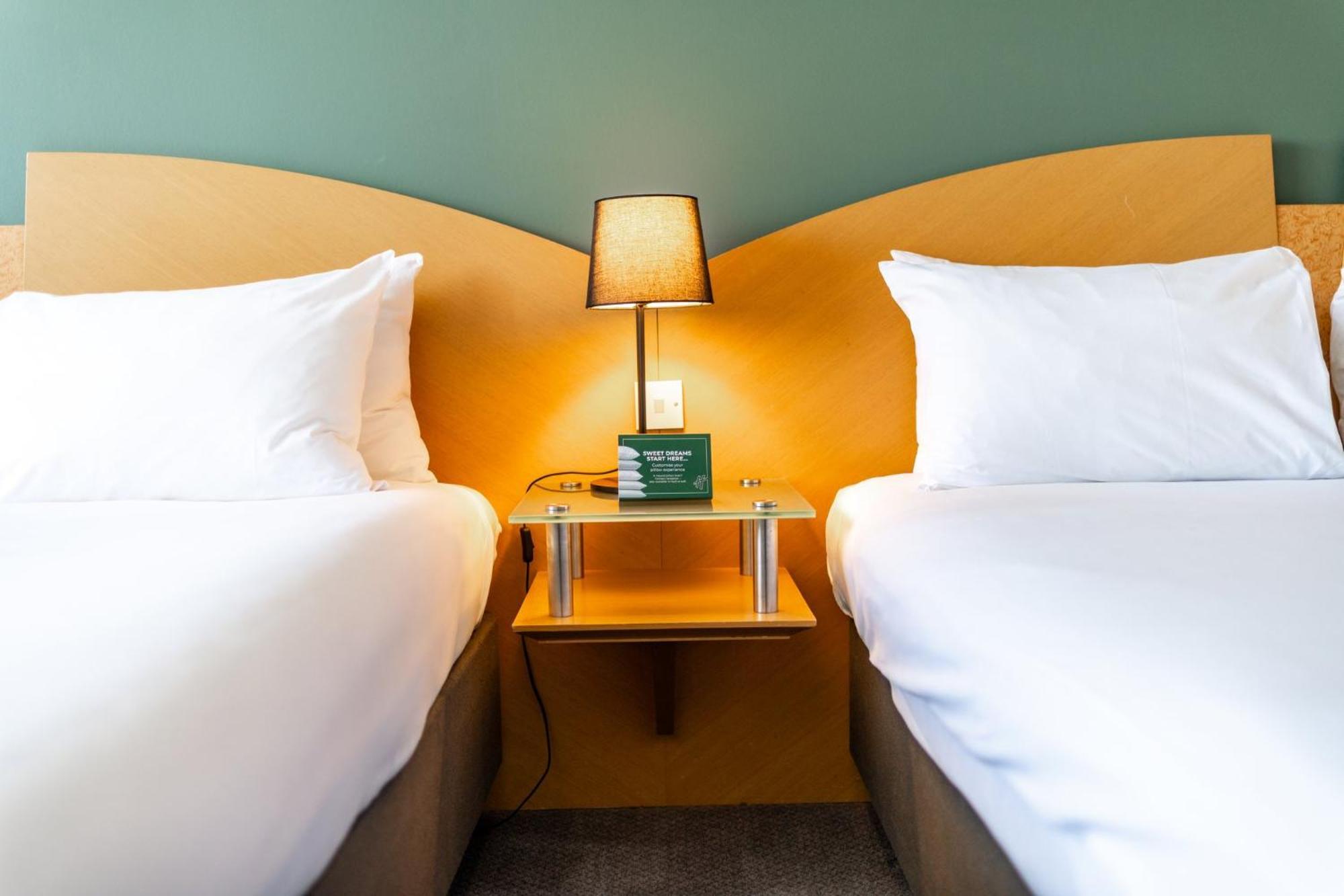 Holiday Inn Ashford - North A20 By Ihg Zewnętrze zdjęcie