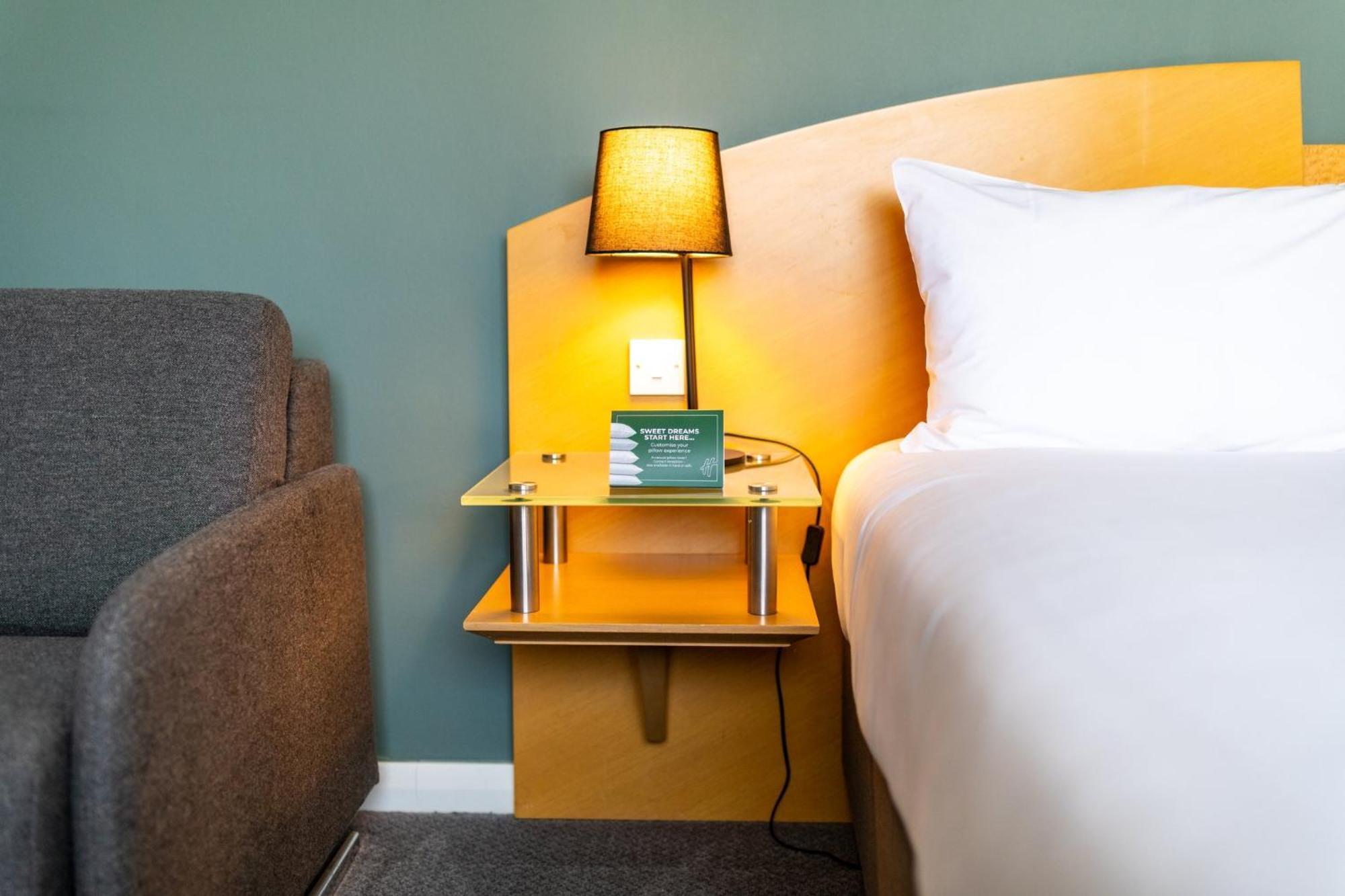 Holiday Inn Ashford - North A20 By Ihg Zewnętrze zdjęcie