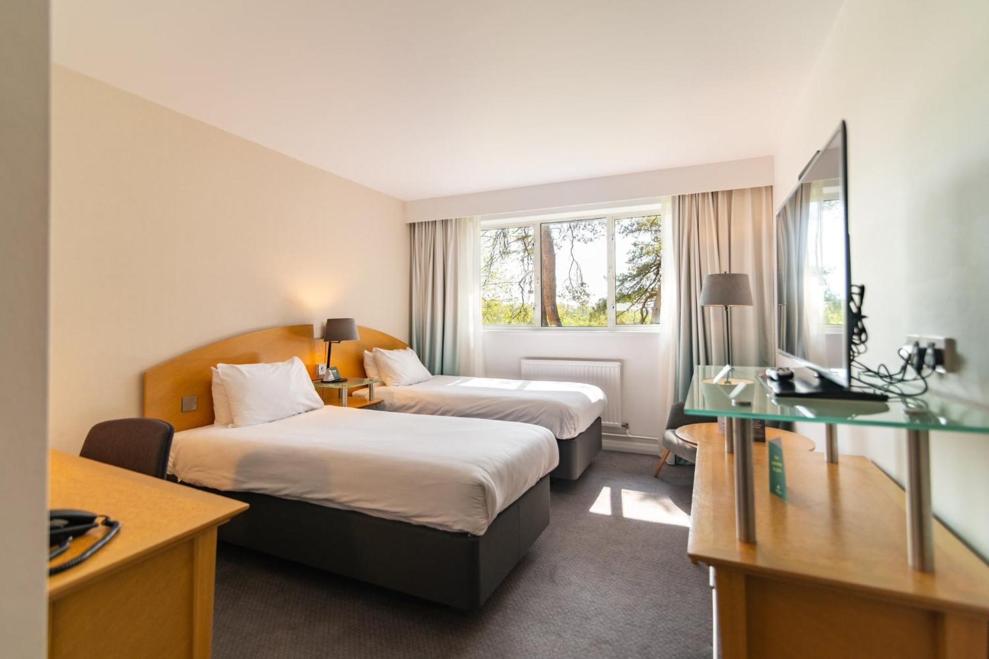 Holiday Inn Ashford - North A20 By Ihg Zewnętrze zdjęcie