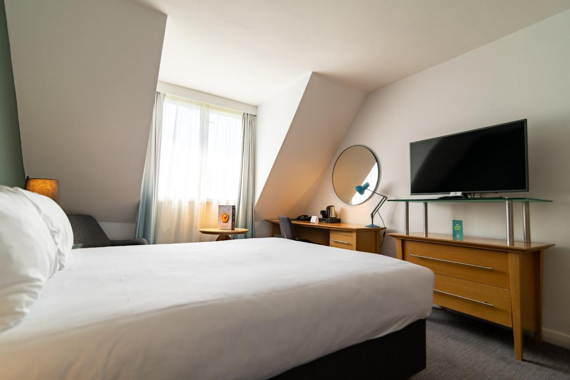 Holiday Inn Ashford - North A20 By Ihg Zewnętrze zdjęcie